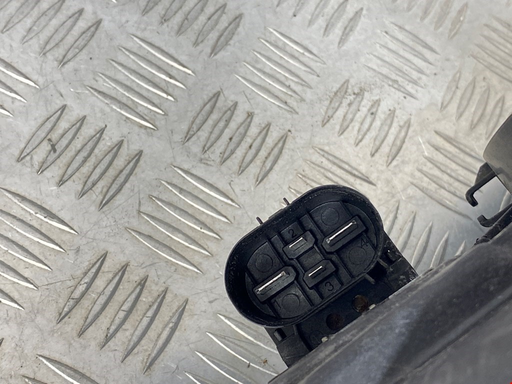 Вентилятор радиатора основного OPEL Astra J 2009-2017