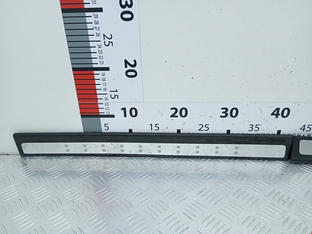 Накладка порога (внутренняя) RENAULT Megane II 2002-2009