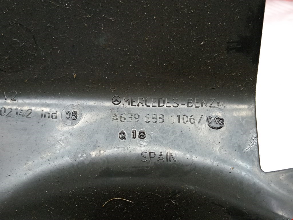 Кожух рулевой колонки MERCEDES-BENZ Vito W639 2003-2014