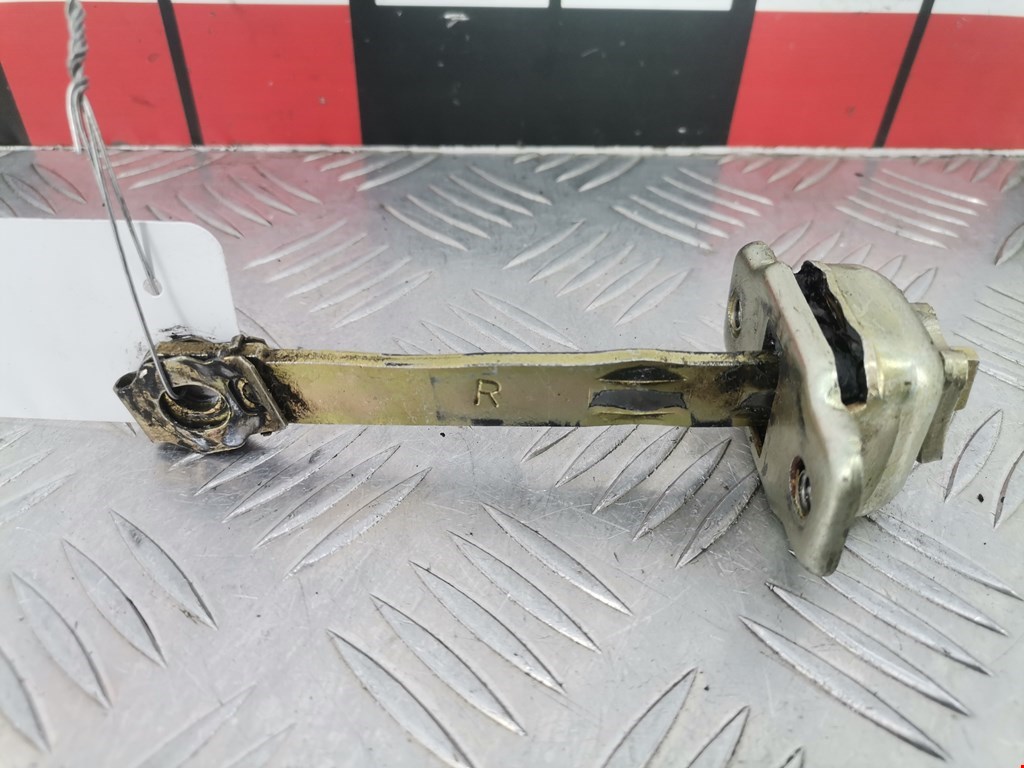 Ограничитель открывания двери VOLKSWAGEN Passat B4 1993-1997