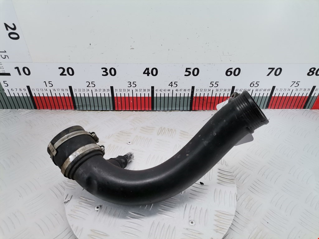 Патрубок воздушного фильтра VOLVO XC90 2002-2014