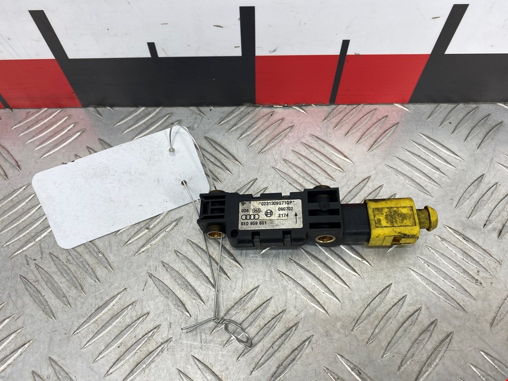 Датчик AIR BAG (подушек безопасности) AUDI A4 B6 2001-2005