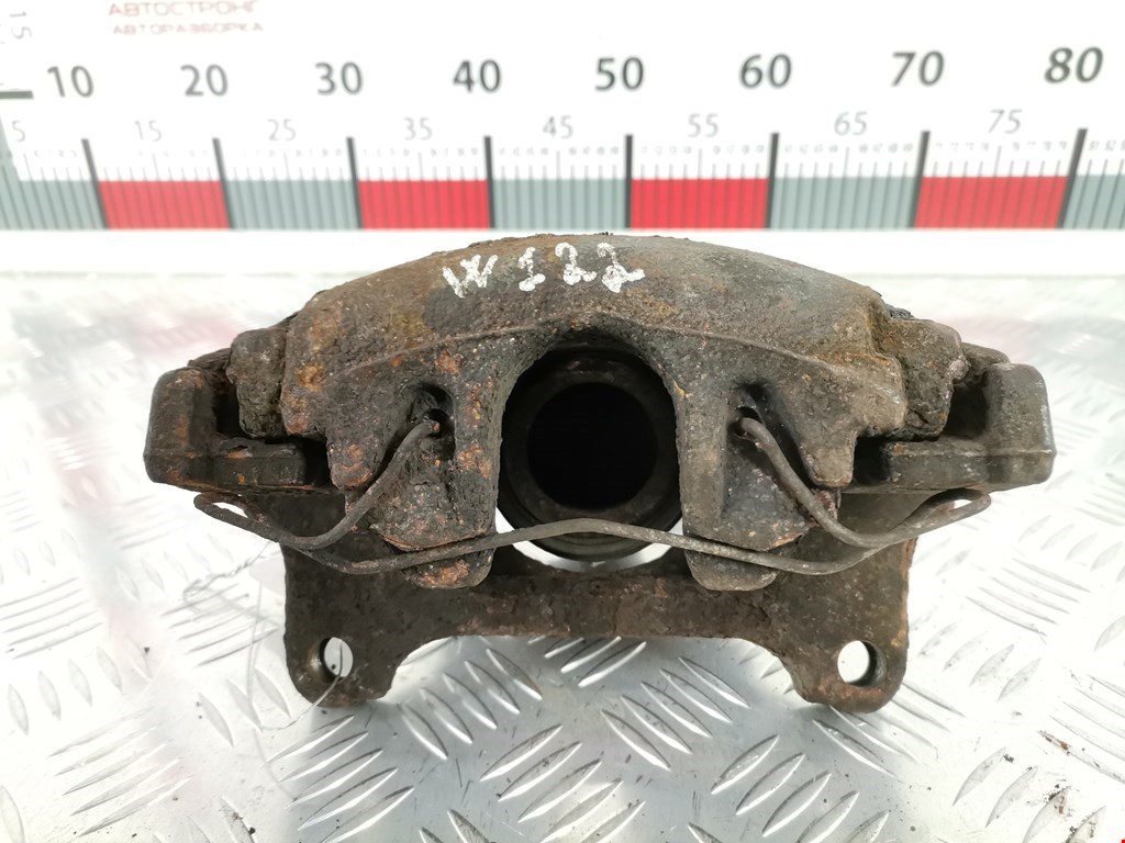 Суппорт передний левый VOLKSWAGEN Passat B6 2005-2011