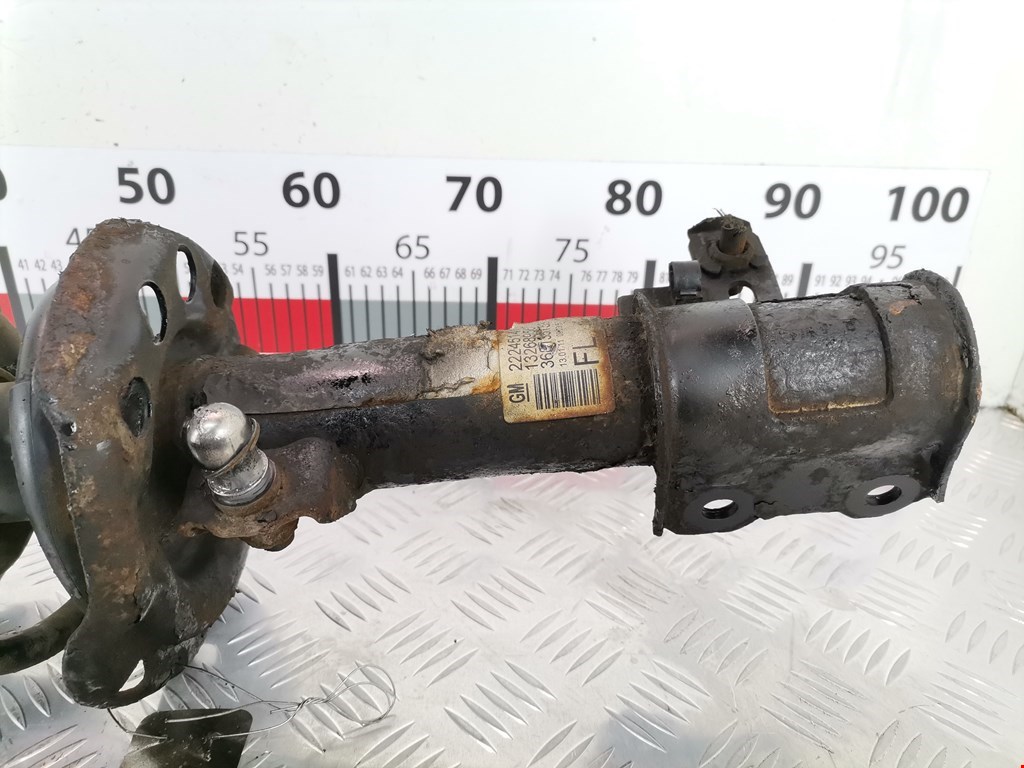 Амортизатор передний левый OPEL Meriva B 2010-2018