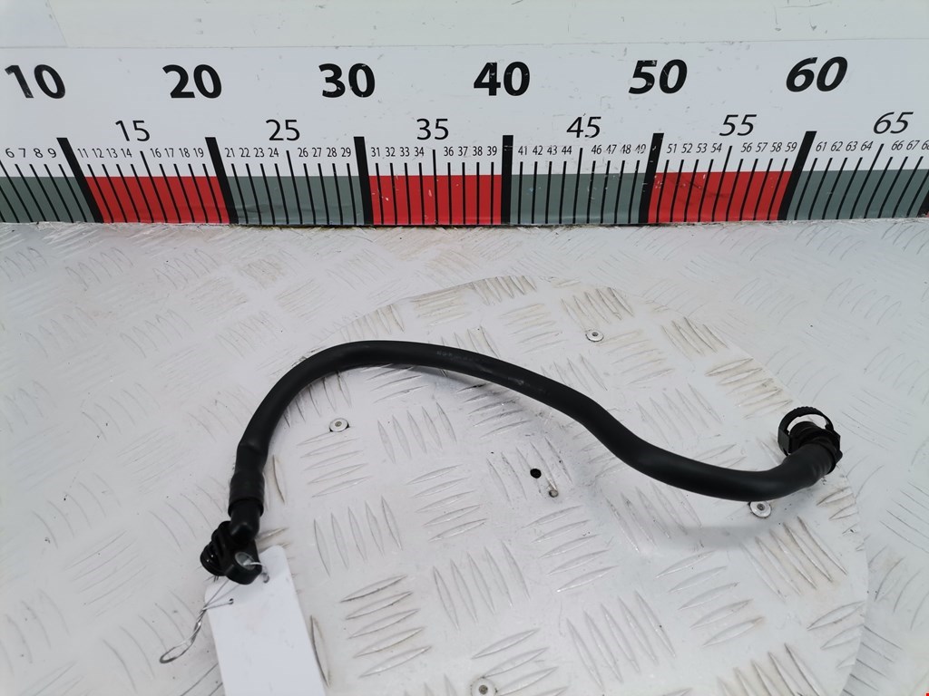 Патрубок вентиляции картерных газов BMW 3-Series (G20/G21) (2018-2023)