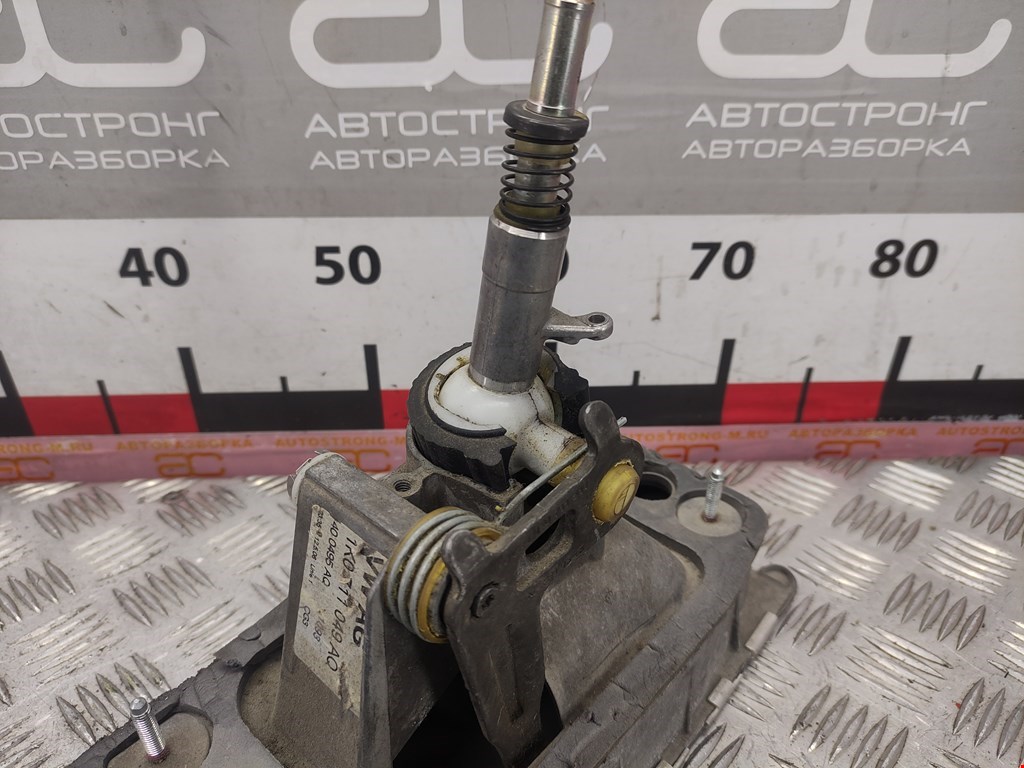 Кулиса (селектор) АКПП/МКПП в салоне SKODA Octavia A5 1Z- 2004-2013