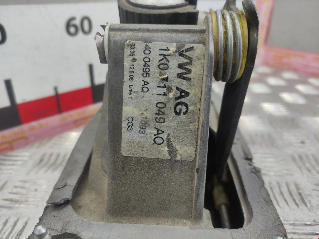 Кулиса (селектор) АКПП/МКПП в салоне SKODA Octavia A5 1Z- 2004-2013