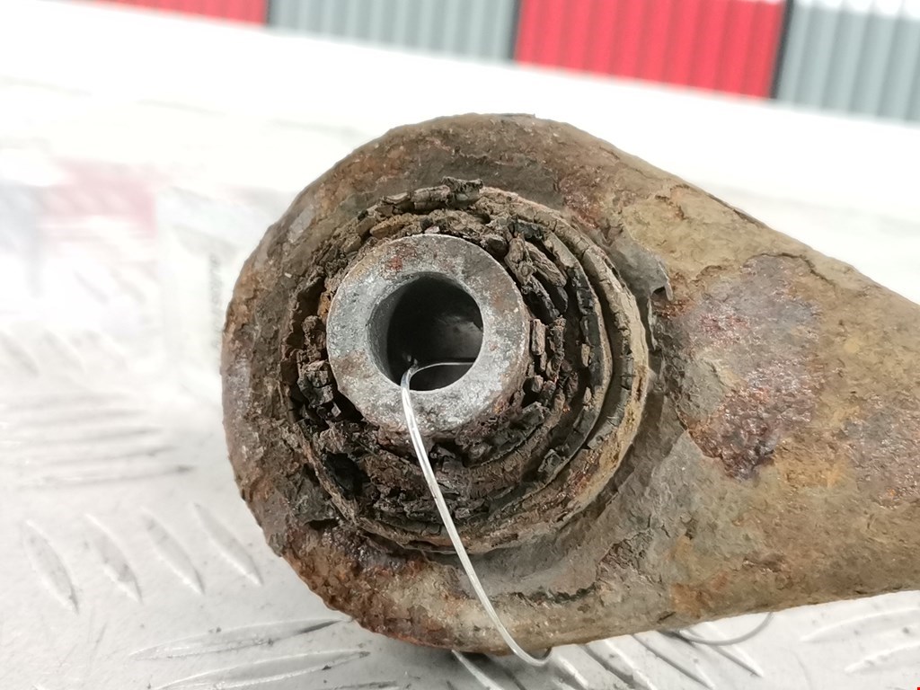 Рычаг задний правый VOLKSWAGEN Passat B6 2005-2011