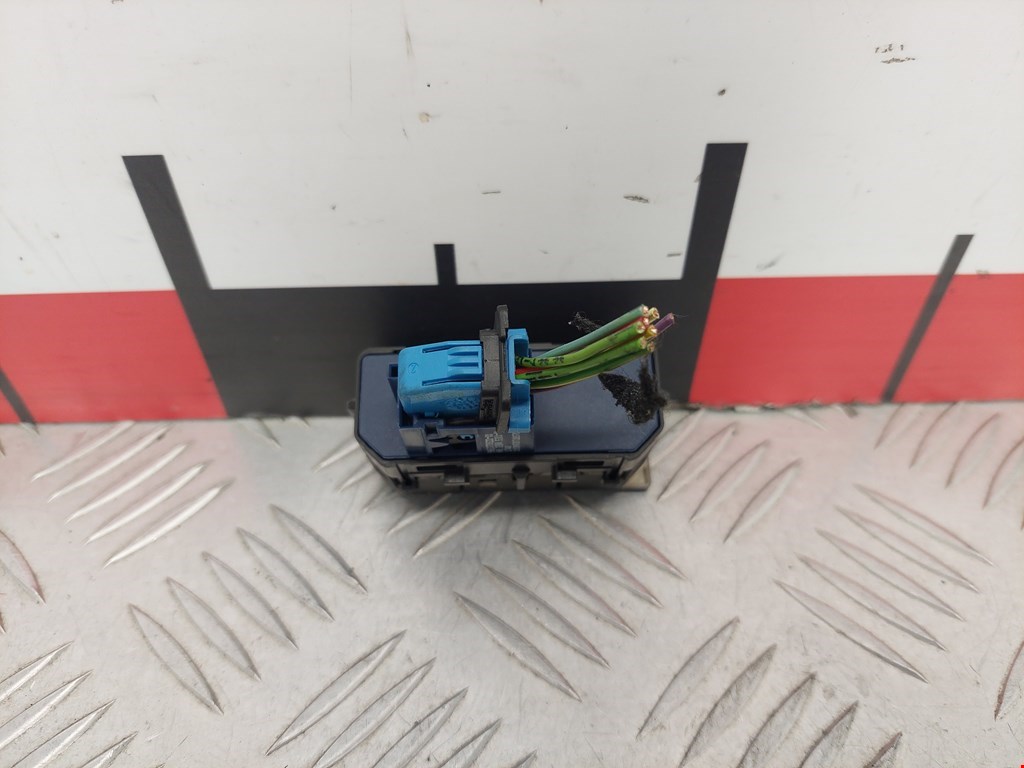 Кнопка антипробуксовочной системы CITROEN C5 II 2007-2017