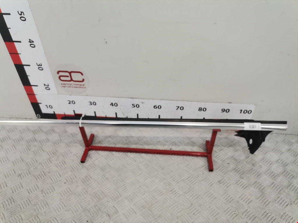 Накладка декоративная (молдинг) стекла двери передней левой Mercedes CLS-Class (W219) (2004-2010)