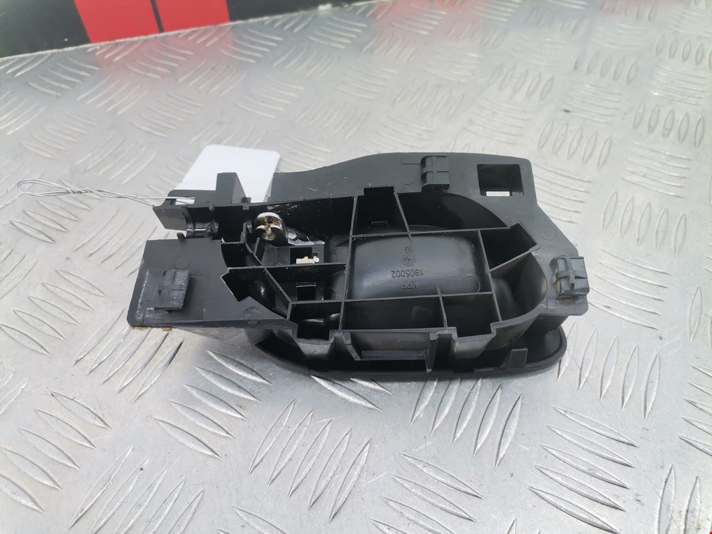 Ручка дверная задняя внутренняя левая CITROEN C3 Picasso 2009-2017