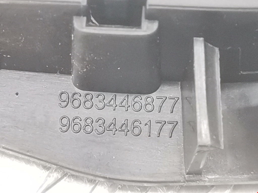 Ручка дверная передняя внутренняя левая CITROEN C3 Picasso 2009-2017