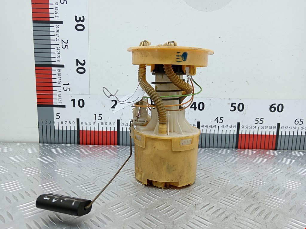 Датчик уровня топлива FORD Focus II 2005-2011