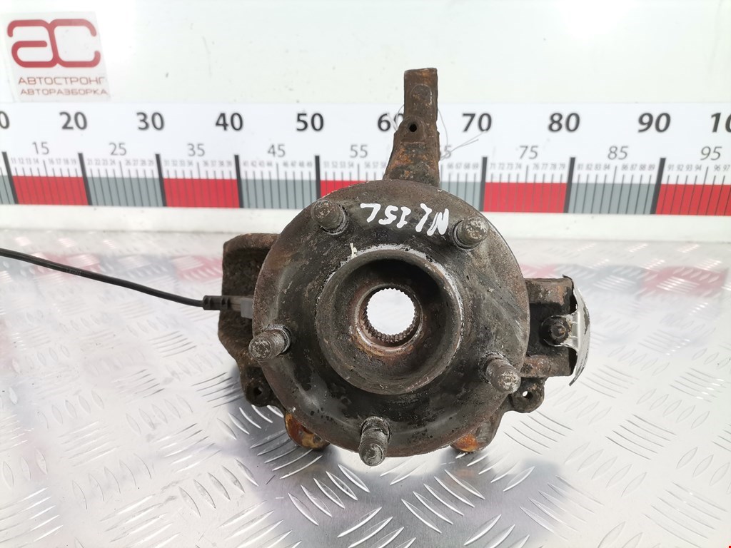 Ступица передняя левая FORD Focus II 2005-2011