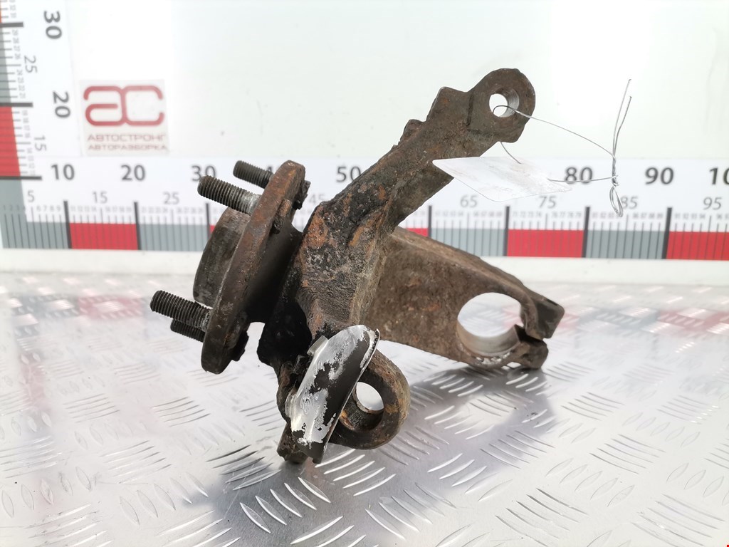 Ступица передняя левая FORD Focus II 2005-2011