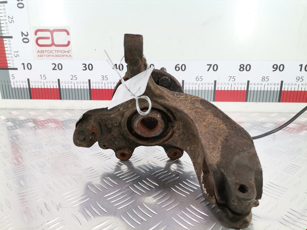 Ступица передняя левая FORD Focus II 2005-2011