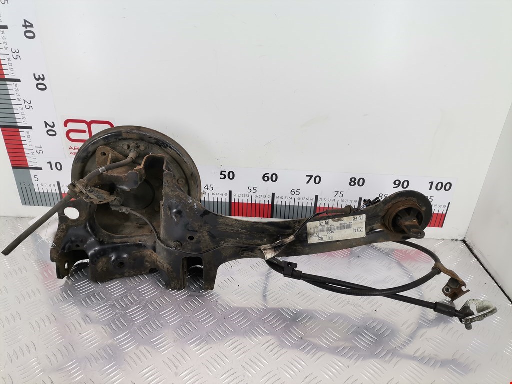 Ступица задняя левая FORD Focus III 2011-2019