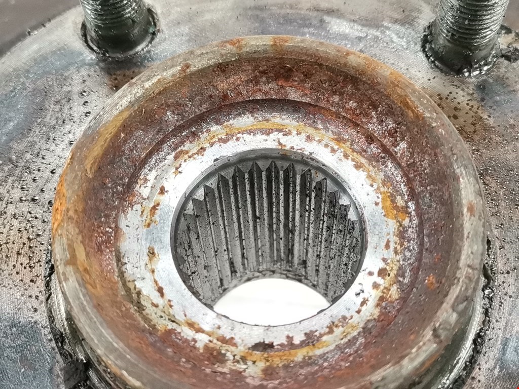 Ступица передняя левая NISSAN Qashqai J10 2006-2013