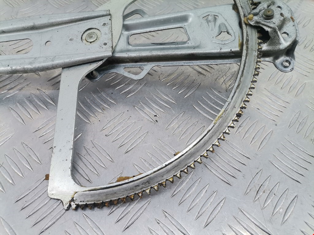 Стеклоподъемник задний левый OPEL Zafira A 1999-2005