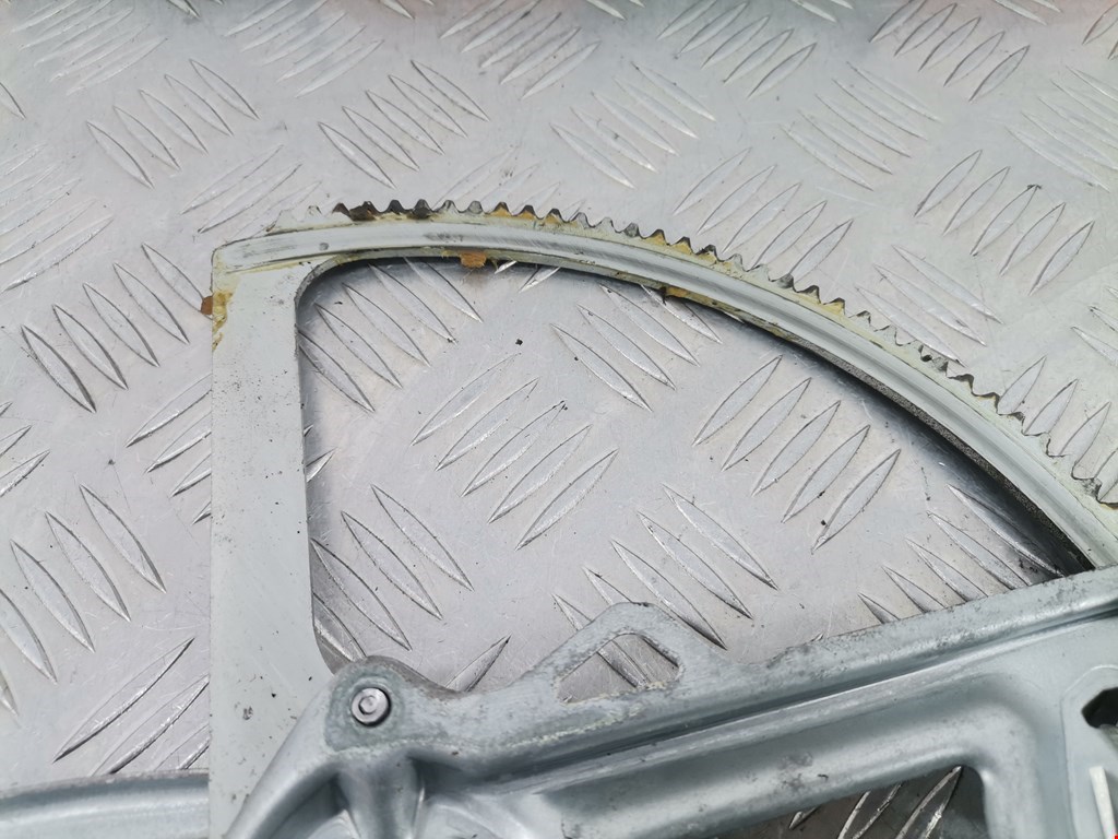 Стеклоподъемник задний левый OPEL Zafira A 1999-2005