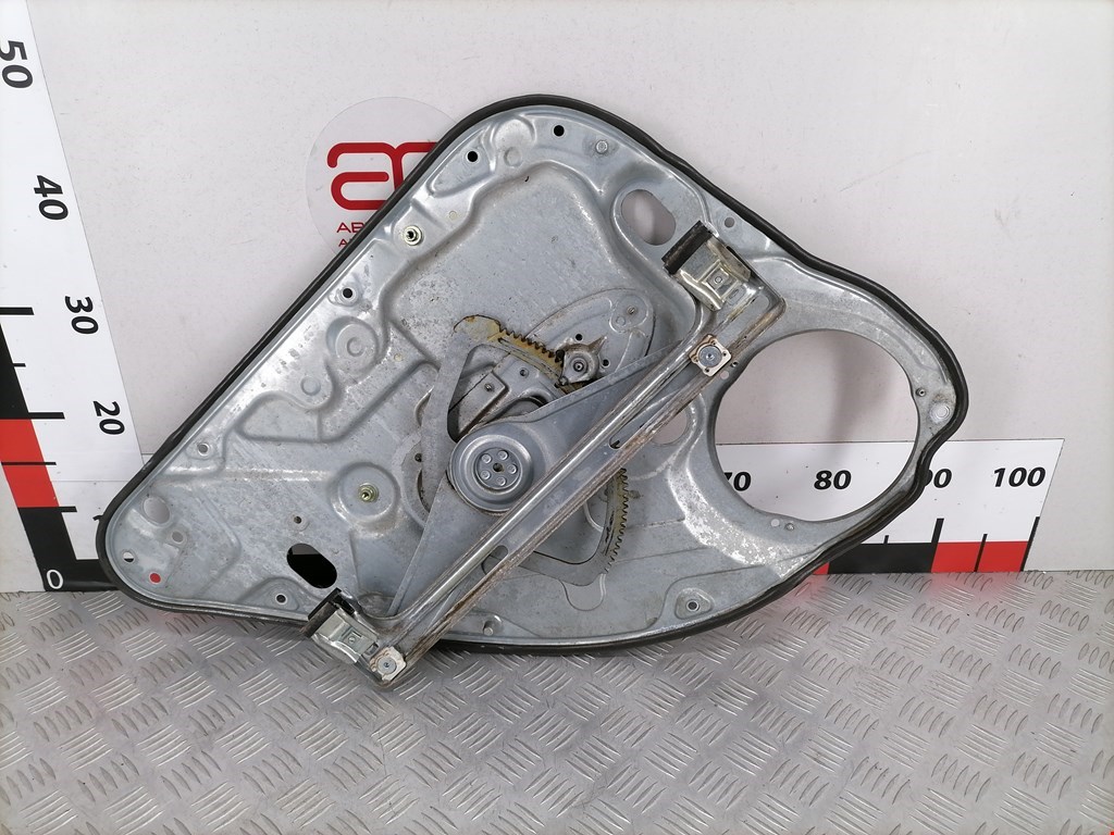 Стеклоподъемник задний правый FORD Focus II 2005-2011