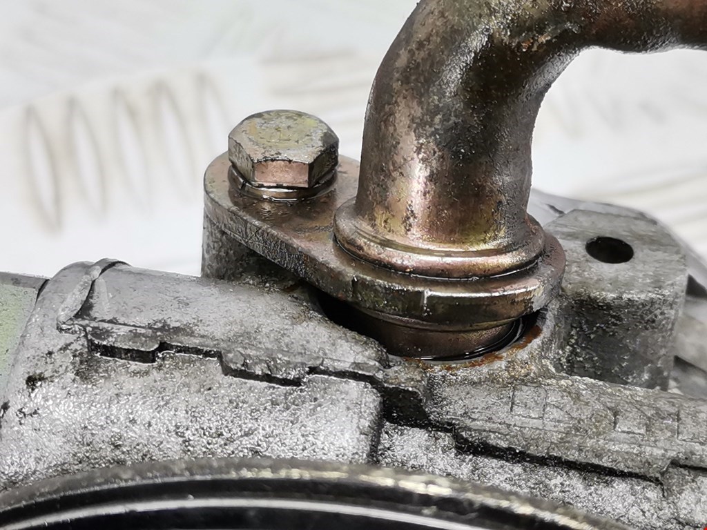 Насос гидроусилителя руля (ГУР) FORD Fiesta 2001-2008