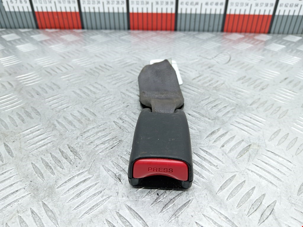 Замок ремня безопасности (преднатяжитель ремня безопасности) Ford Ranger 2 (2006-2011)