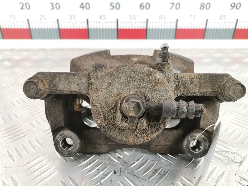 Суппорт передний правый NISSAN Qashqai J10 2006-2013