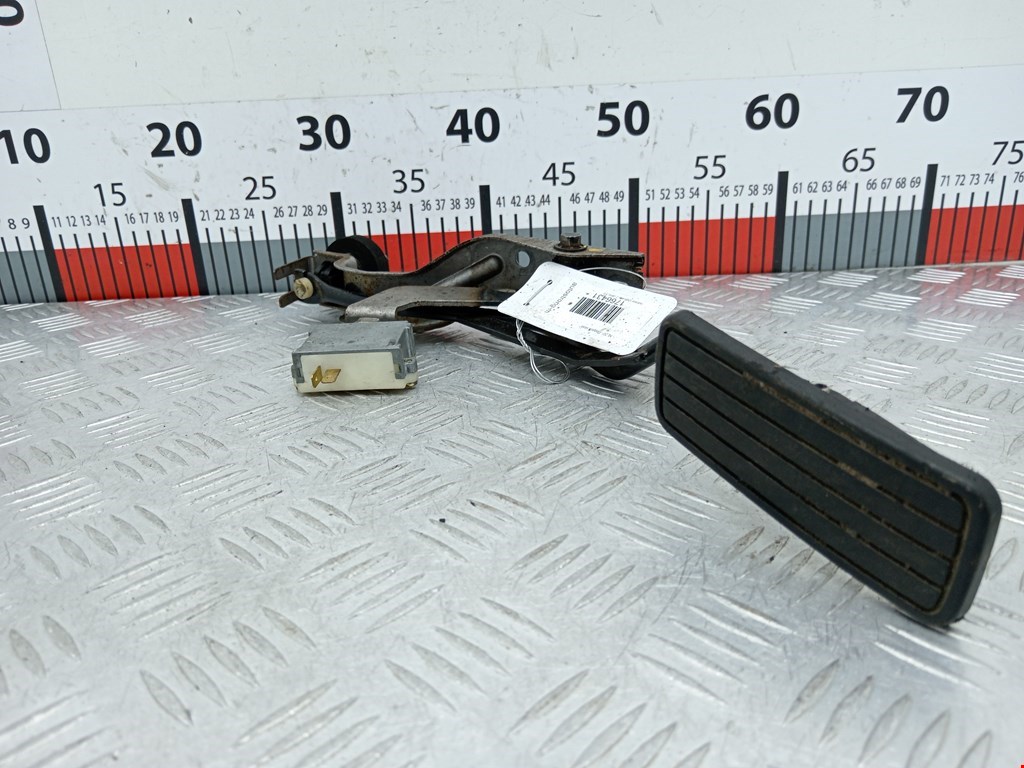 Педаль газа SUBARU Outback 1999-2003