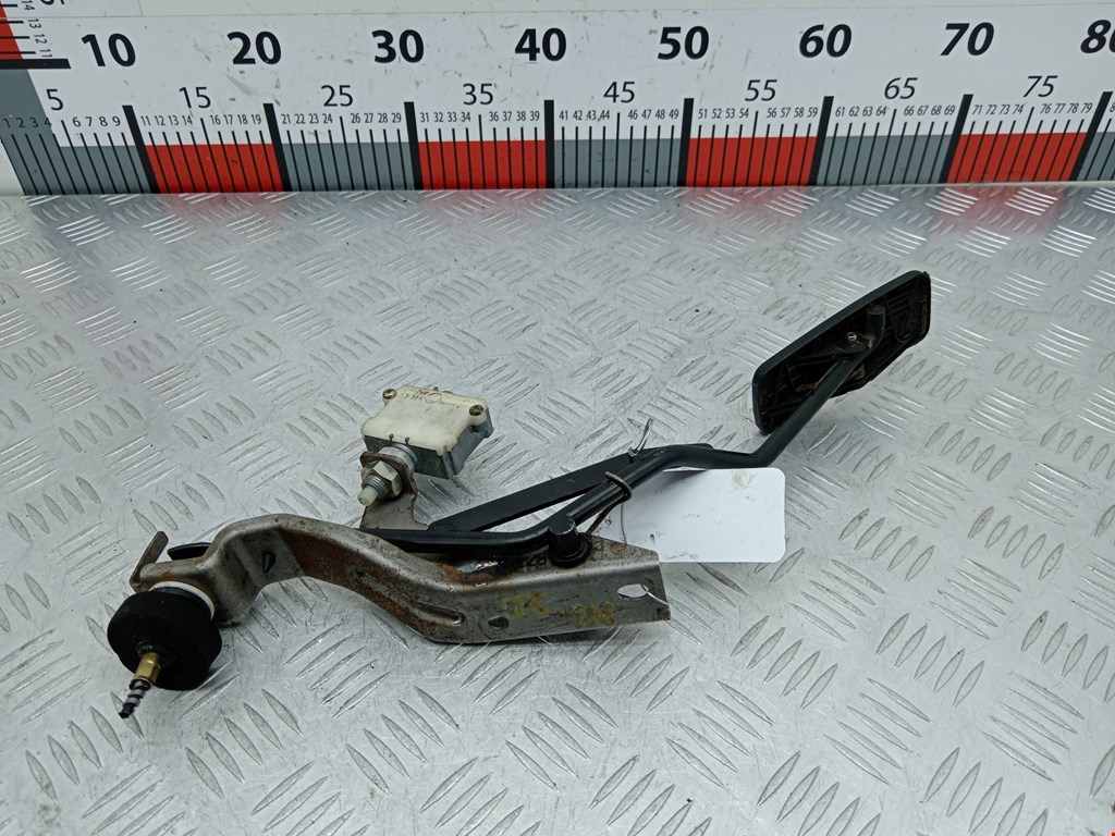 Педаль газа SUBARU Outback 1999-2003