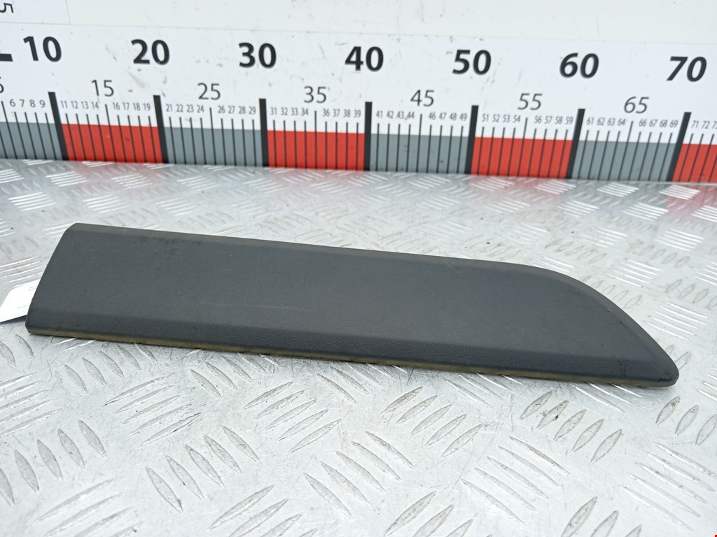 Накладка декоративная (молдинг) крыла заднего правого Renault Kangoo 2 (W/FW) (2007-2021)