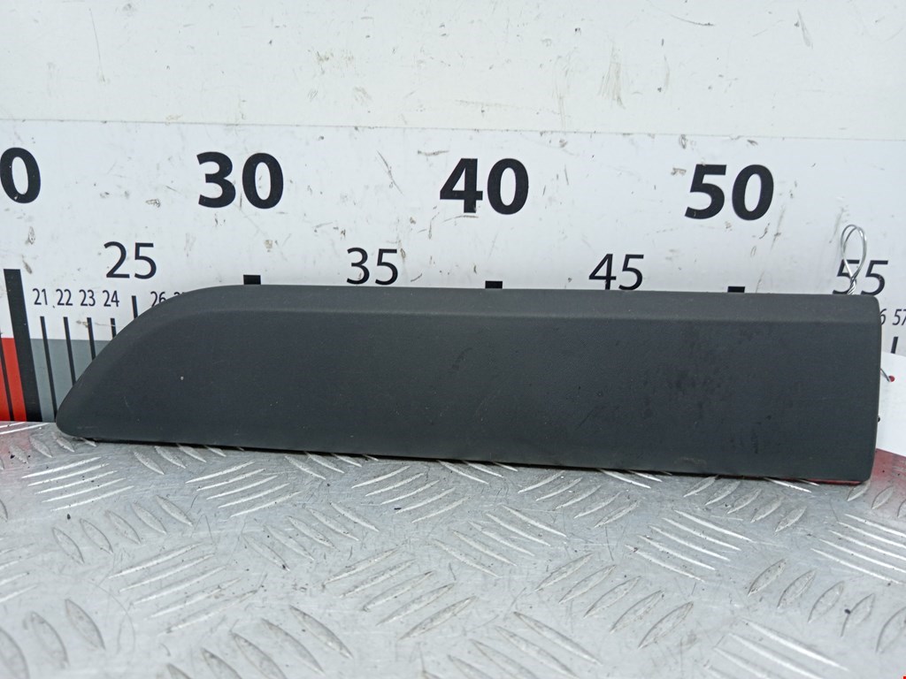 Накладка декоративная (молдинг) крыла заднего левого Renault Kangoo 2 (W/FW) (2007-2021)