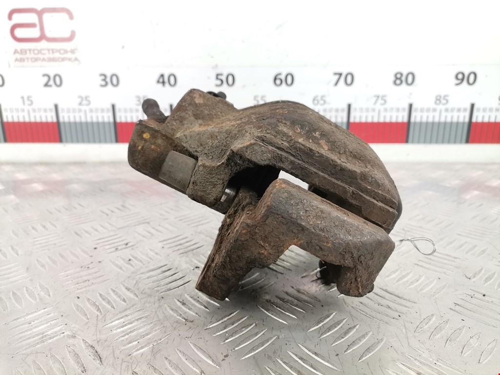 Суппорт передний правый BMW X5 E53 1999-2006