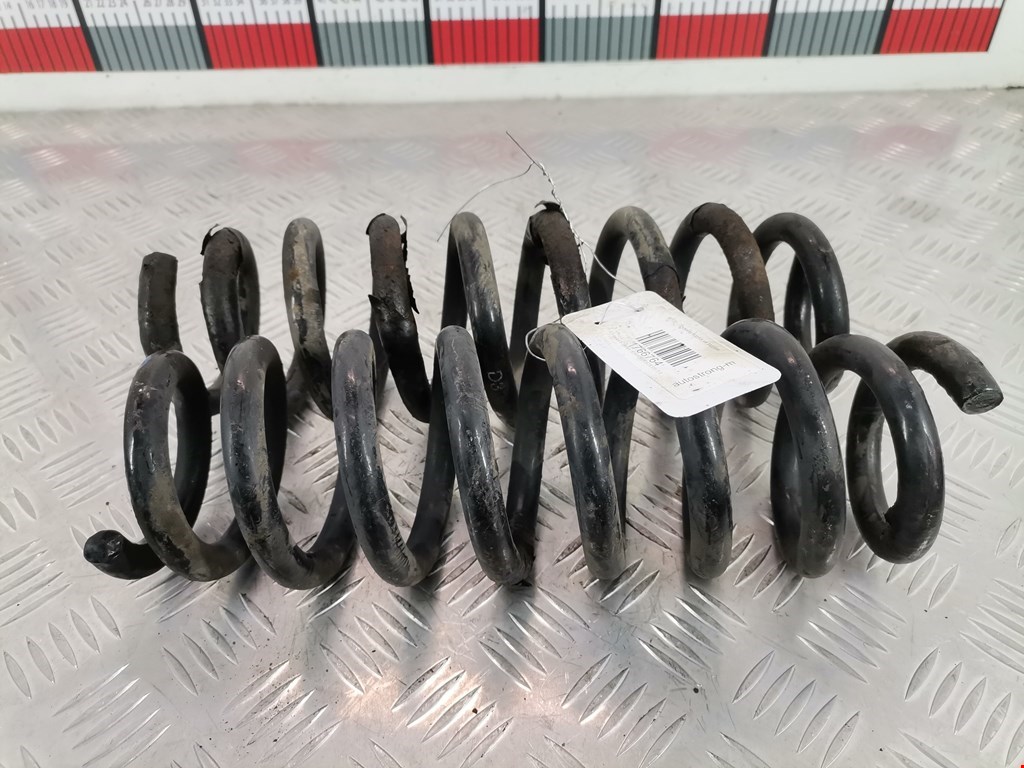 Пружина задняя левая/правая BMW 3er E90/E91 2005-2012