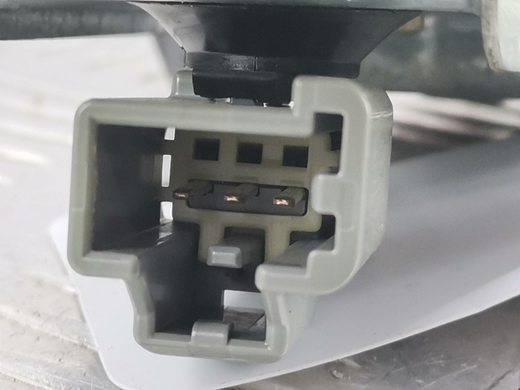 Моторчик стеклоочистителя задний FORD Mondeo III 2000-2007