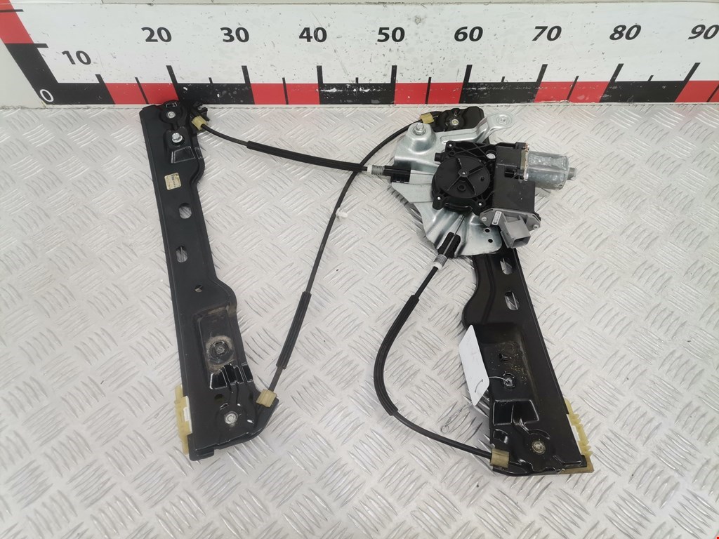 Стеклоподъемник электрический двери передней левой Opel Astra J (2009-2018)