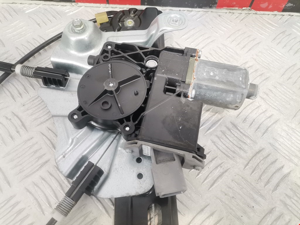 Стеклоподъемник передний левый OPEL Astra J 2009-2017