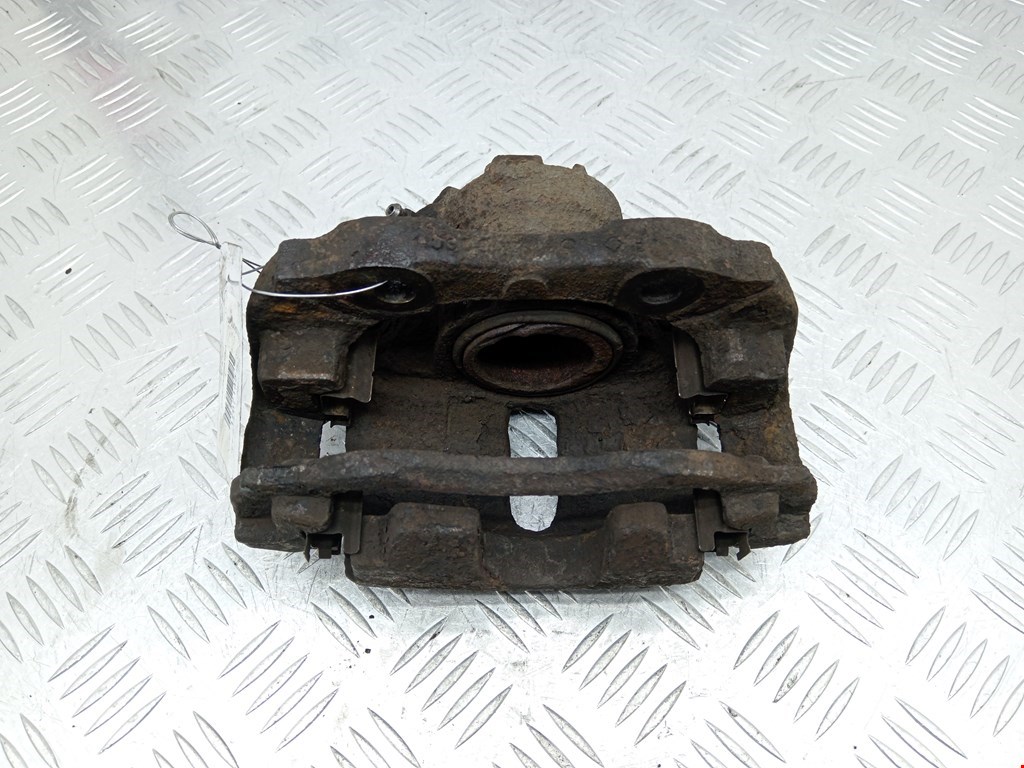 Суппорт передний левый CITROEN Berlingo 1996-2012