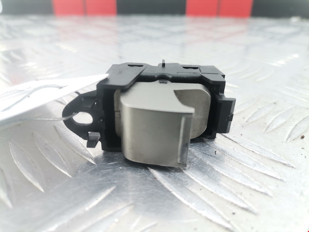 Кнопка стеклоподъемника JAGUAR XF X250 2007-2015