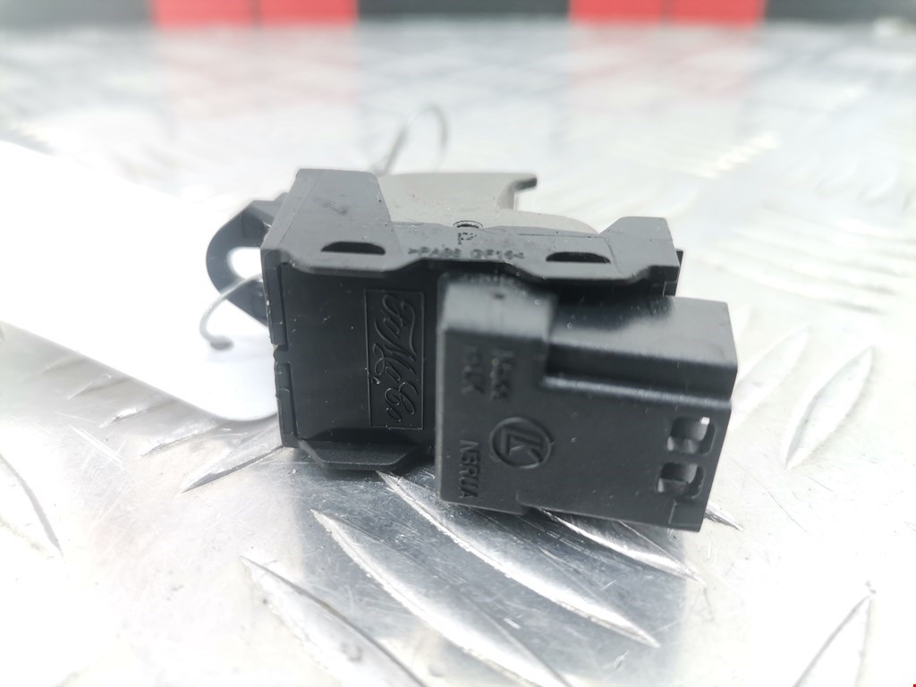 Кнопка стеклоподъемника JAGUAR XF X250 2007-2015