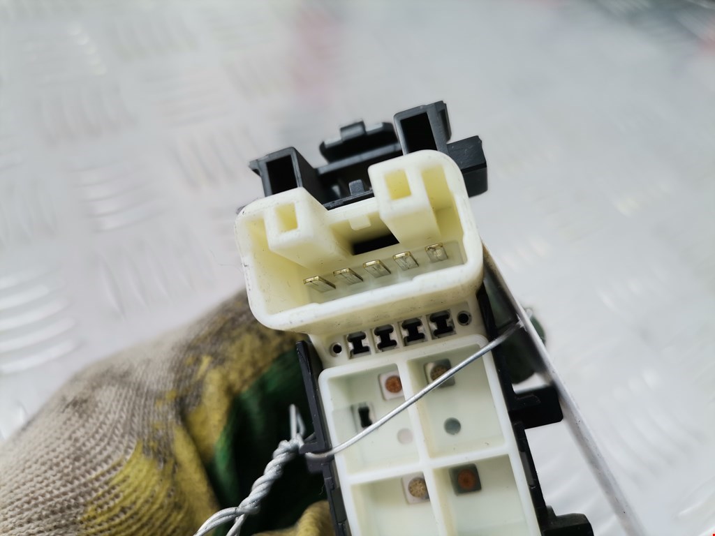 Кнопка стеклоподъемника TOYOTA RAV 4 XA30 2006-2012