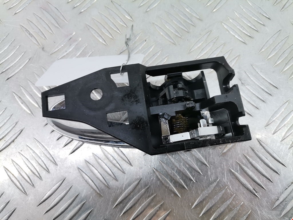 Ручка дверная задняя внутренняя левая TOYOTA RAV 4 XA30 2006-2012