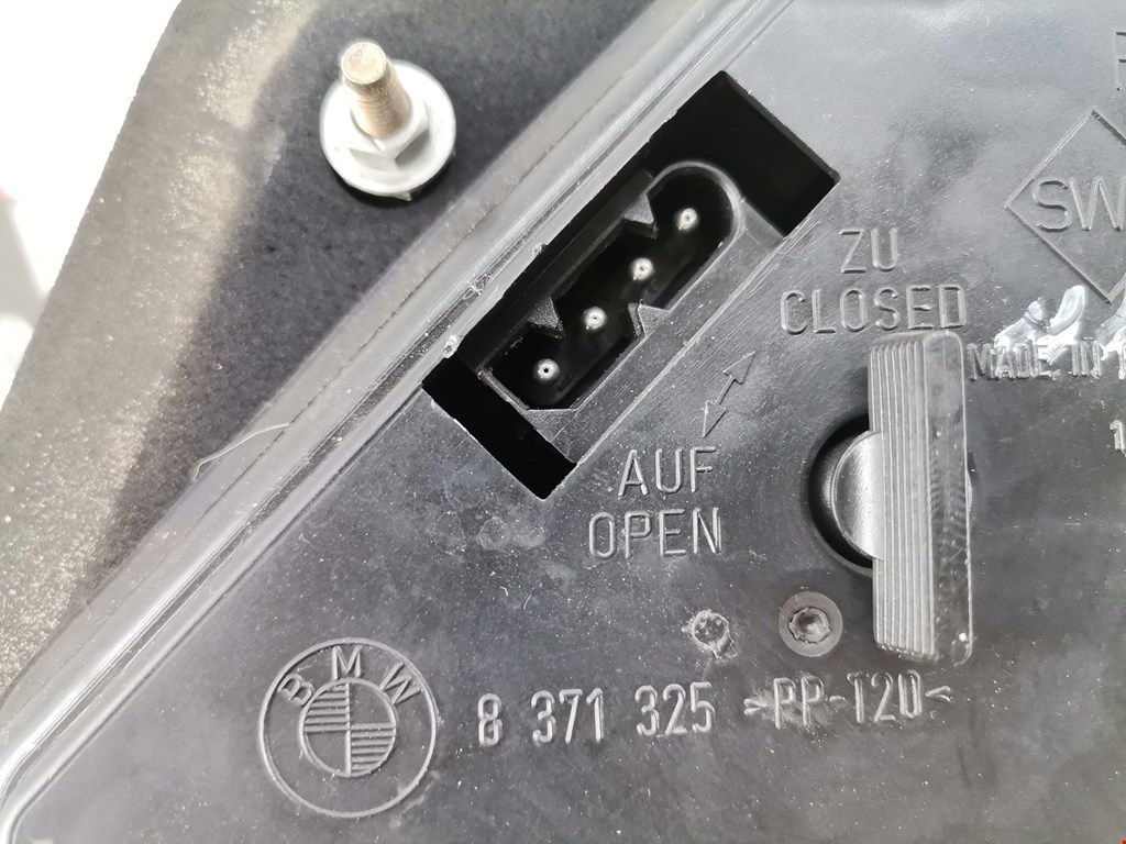 Фонарь задний внутренний левый BMW 5er 5 серия E39 1995-2004