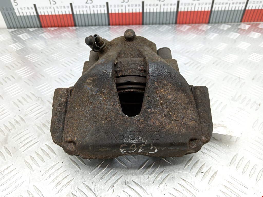 Суппорт передний правый OPEL Combo C 2001-2011