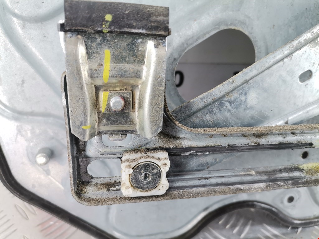 Стеклоподъемник передний правый FORD Focus II 2005-2011