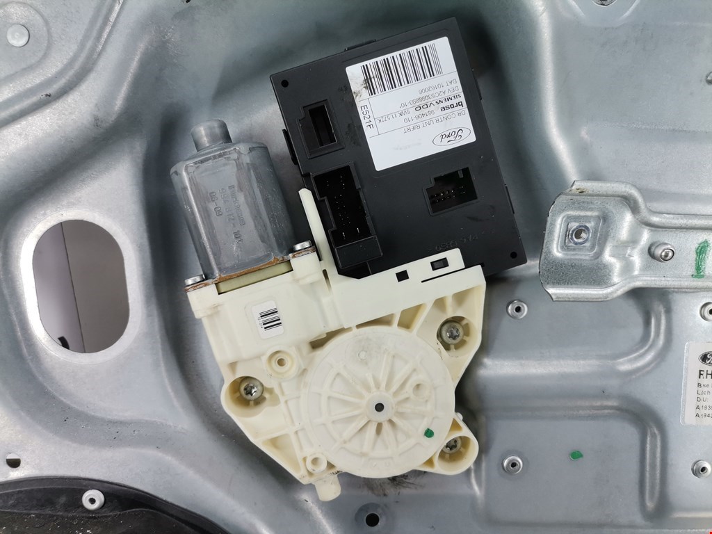 Стеклоподъемник передний правый FORD Focus II 2005-2011