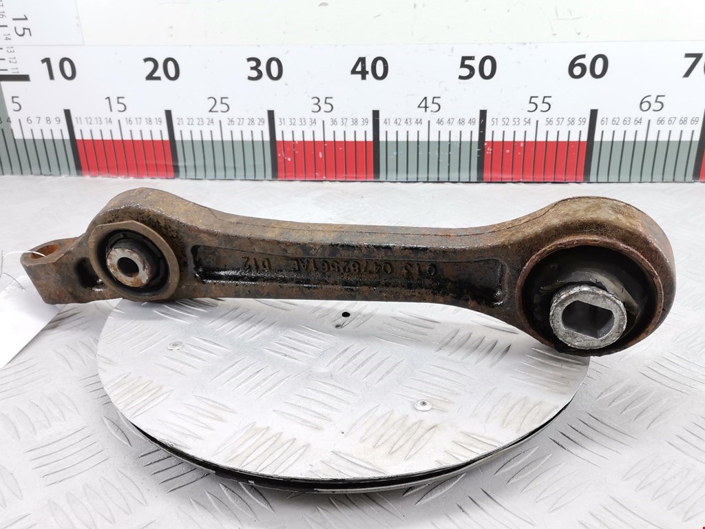 Рычаг передний левый CHRYSLER 300 C 2004-2010