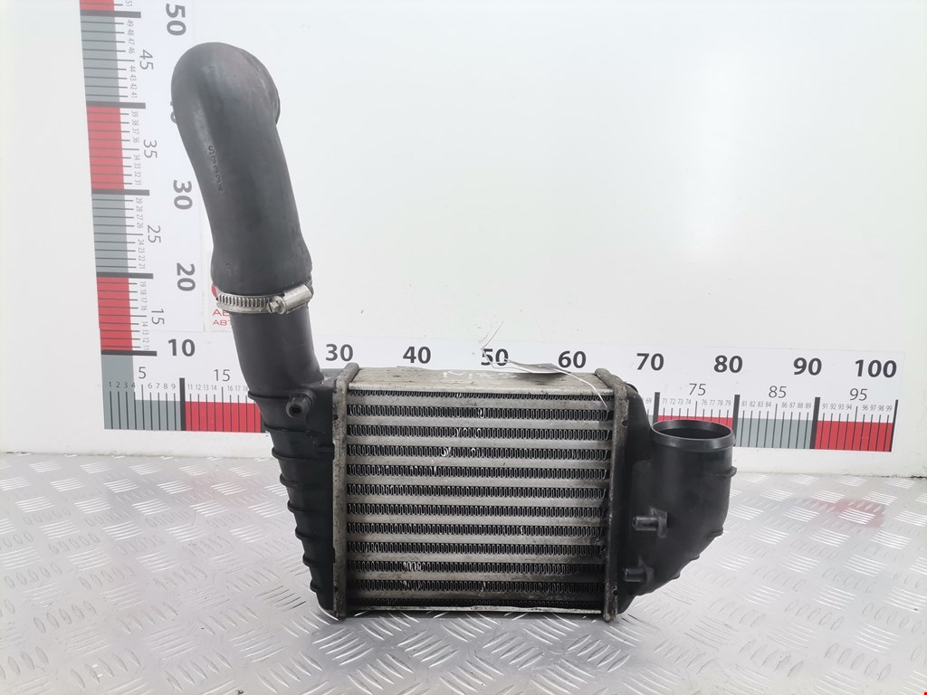 Интеркулер (радиатор интеркулера) VOLKSWAGEN Passat B5 1997-2005