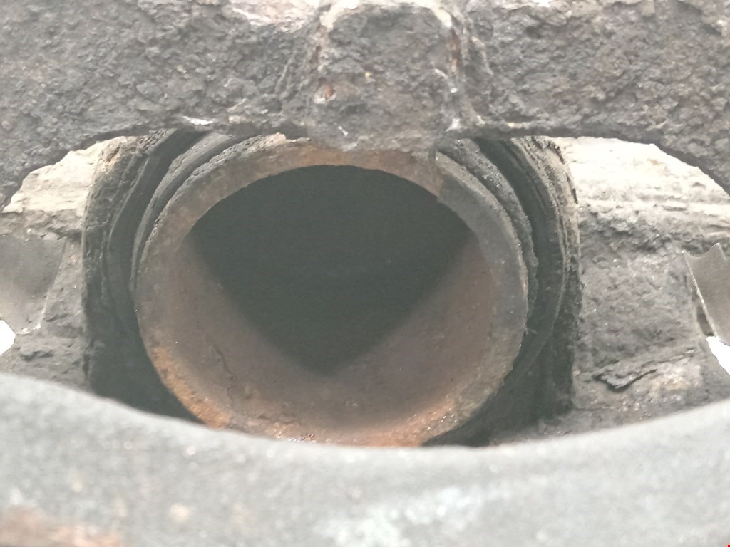 Суппорт передний правый OPEL Corsa D 2006-2014