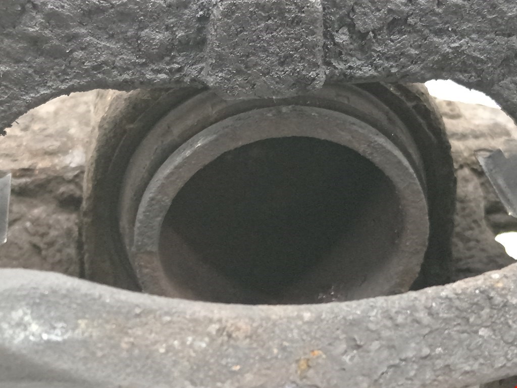 Суппорт передний левый OPEL Corsa D 2006-2014